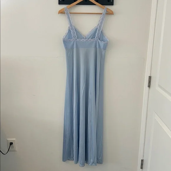 Vintage Lorraine nightie set - Picture 5 of 10